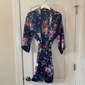 Floral Short Navy Kimono Robe